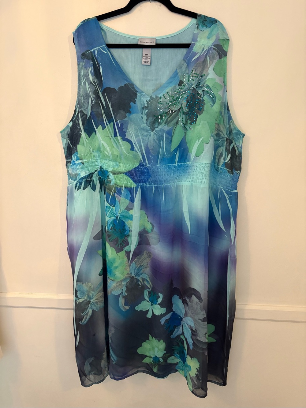 Catherine’s Women’s Plus Floral Sleeveless Dress V  crystal bodice accents Sz28W